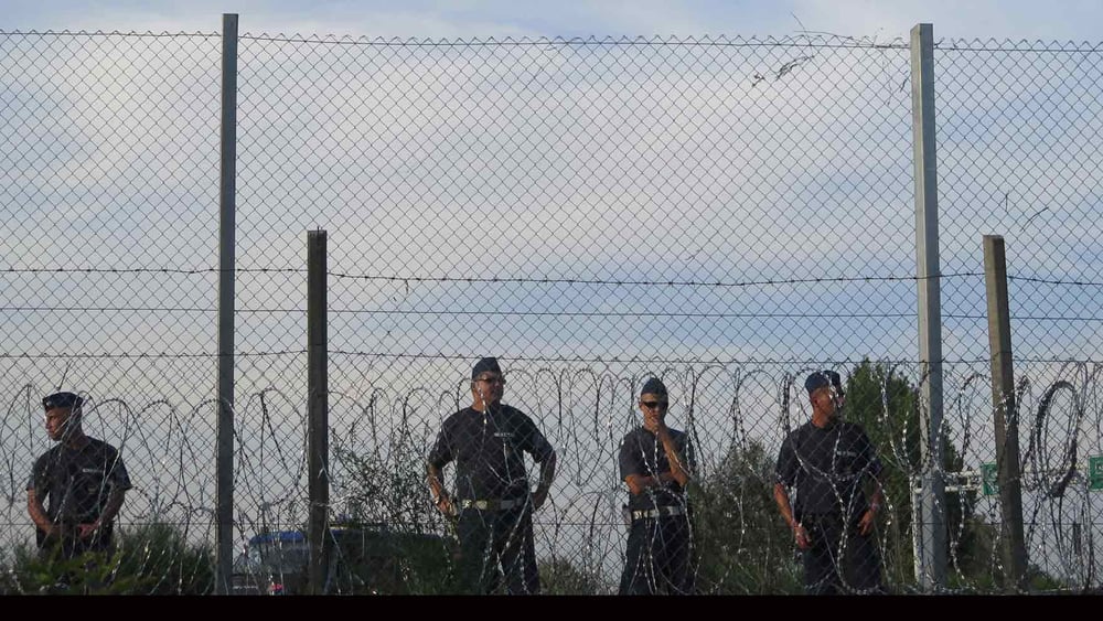 Kein Weiterkommen für Flüchtlinge: Die Grenze zwischen Serbien und Ungarn. © Amnesty International