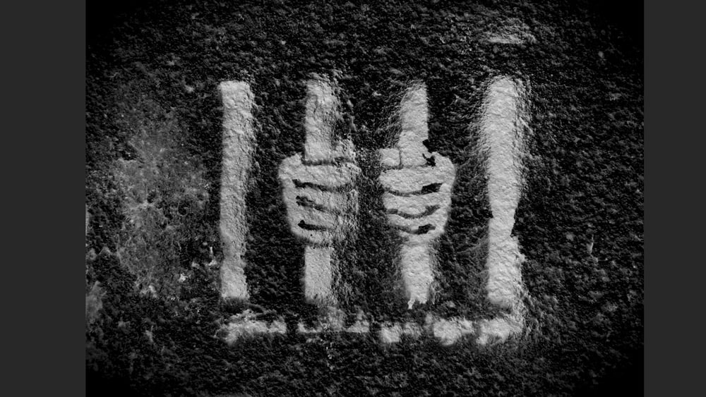 Von den Protesten ins Gefängnis: Jugendgraffiti in Kairo 2012 © Amnesty International