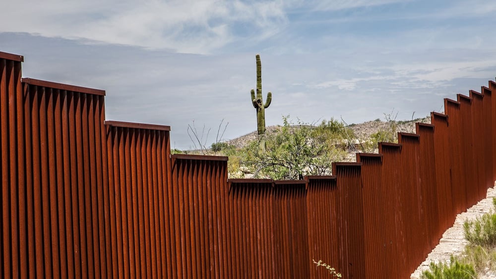 Trennt zwei Welten auf demselben Kontinent: Grenzzaun zu Mexiko in Arizona, USA. © Chess Ocampo / shutterstock