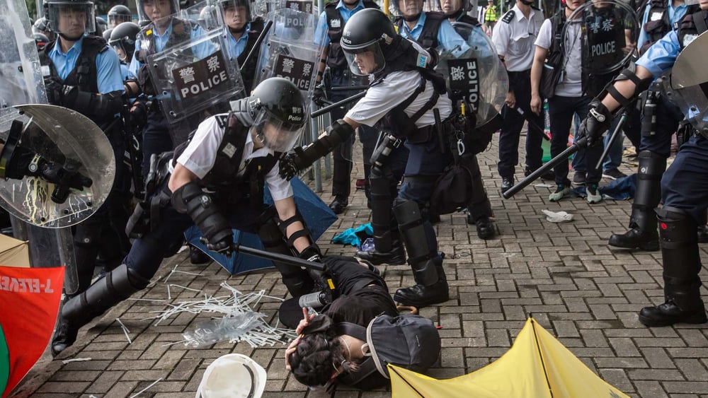 Die Hongkonger Polizei geht mit rücksichtsloser und willkürlicher Gewalt gegen die Protestierenden vor. @ Jimmy Lam / everydayaphoto