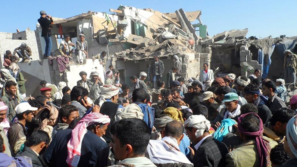 Nach einem Luftangriff in der Nähe des Internationalen Flughafens von Sana'a. © Zakarya Dahman, courtesy of The Yemen Times