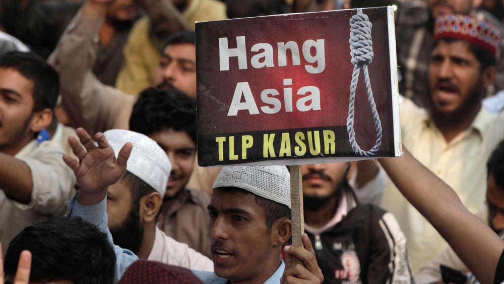 Unterstützer der religiösen Partei TLP verlangten die Hinrichtung von Asia Bibi, nachdem der Oberste Gerichtshofs Asia Bibi am 01. November 2018 freisgesprochen hatte. © A M Syed / shutterstock.com