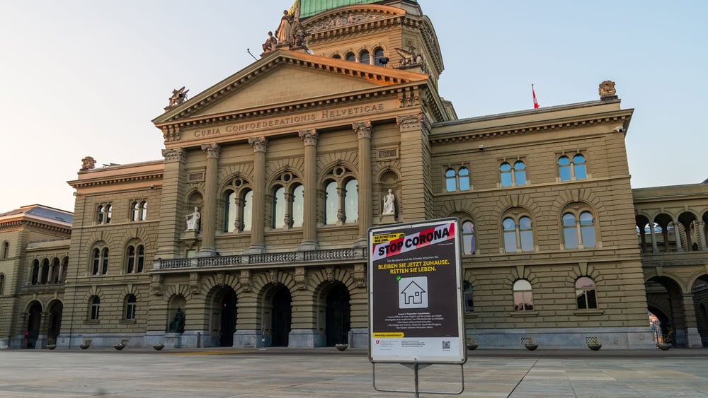 Eingriffe in die Versammlungsfreiheit müssen begründet und verhältnismässig sein.© Marco Cala / shutterstock.com