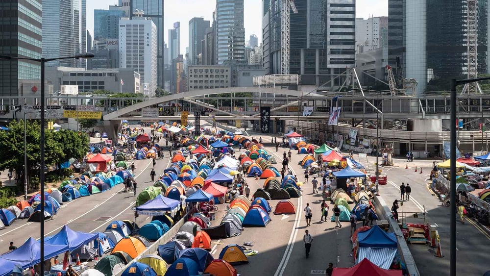 Gegen die friedliche Studentenprotest-Bewegung von 2014 in Hongkong, die unter anderem mehr Demokratie verlangte, ging die Regierung in Peking mit aller Härte vor. © Pasu Au Yeung / wikicommons