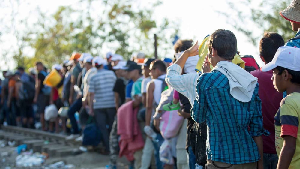Flüchtlinge in Idomeni, an der Grenze zu Mazedonien: Für Tausende von Flüchtlingen aus Syrien und dem Irak ist die sogenannte Balkan-Route via Griecheland der sicherere Weg, um nach Europa zu kommen. © Richard Burton/Amnesty International