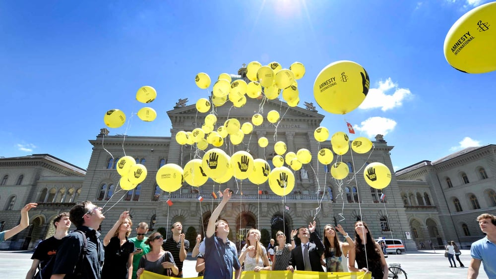 Amnesty International ruft die KandidatInnen in den Parlamentswahlen dazu auf, sich für die Menschenrechte einzusetzen. ©  Valérie Chételat