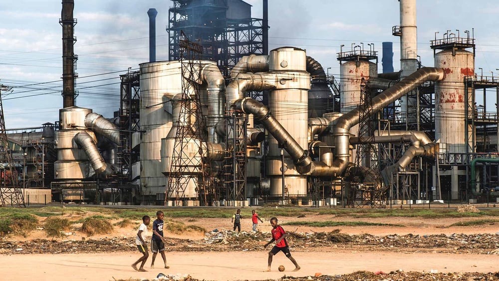 Das muss aufhören: Den Konzernen werden wir bei ihren Geschäften im globalen Süden weiterhin genau auf die Finger schauen und Menschenrechtsverletzungen aufdecken. © Kadir van Lohuizen / Noor / Keystone