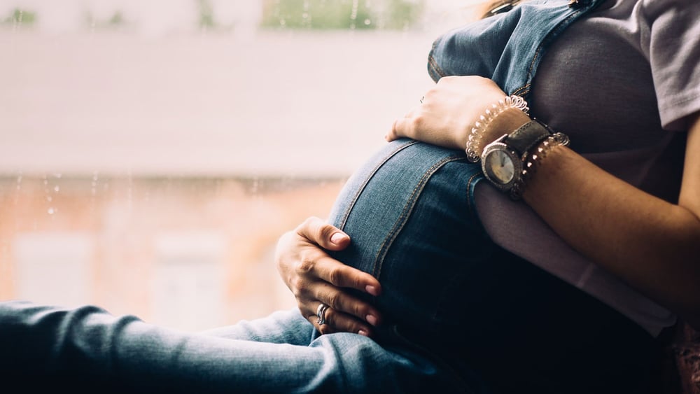 In Ungarn werden insbesondere schwangere Frauen am Arbeitsplatz diskriminiert. © Vyshnova