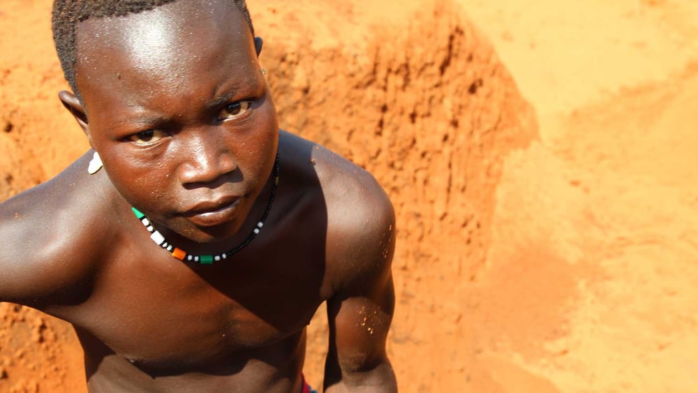 Amnesty-Recherchen zeigen, dass Kinder auf einer Diamantenmine in der Zentralafrikanischen Republik arbeiten müssen. © AI