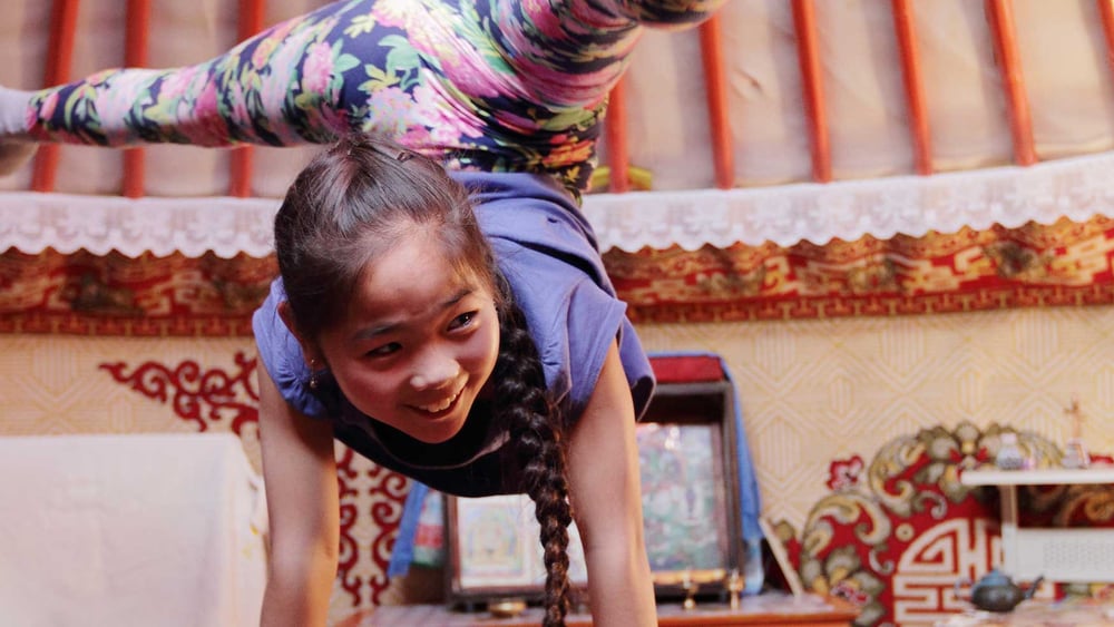 Sie hat den nötigen Biss für eine bessere Zukunft: Deegii aus der Mongolei. © Pathé Films