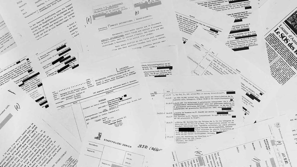 Von 1967 bis 1989 stapelten sich die Fichen zu Amnesty International. © Sozialarchiv: Ar.AI.002.051 bis Ar.AI.002.054 (zugänglich für historische Forschung)