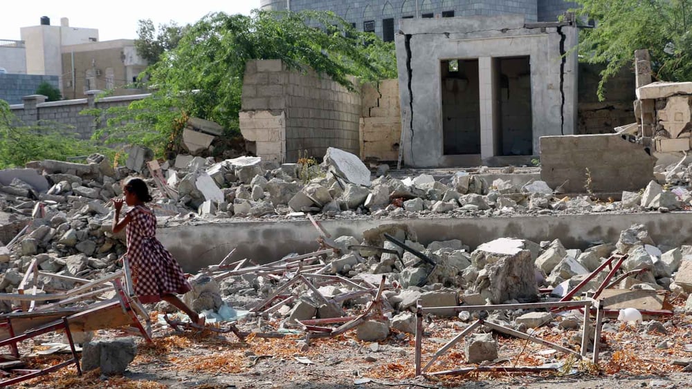 Diese Mädchenschule in Hodeidah wurde von Raketen der von Saudi Arabien angeführten Koalition zerstört.  © Amnesty International