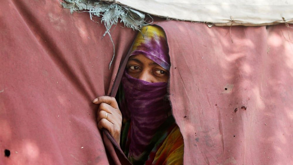 Ungewisse Zukunft: Eine Binnenvertriebene aus der jemenitischen Hafenstadt Hodeida in einem Zeltlager in Sanaa. © REUTERS / Mohamed al-Sayaghi