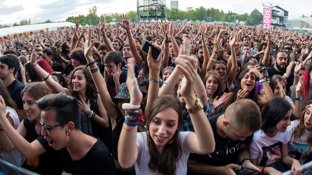 «Bunte Haare und laute Musik jagen heute keinem mehr Schrecken ein», sagt Bodo Mrozek. © Christian Bertrand / shutterstock