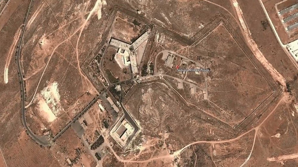 Im Militärgefängnis Saydnaya nördlich von Damaskus – hier eine Satellitenaufnahme – kam es zu massiver Folter und exzessiver Gewalt. © Digitalglobe 2016