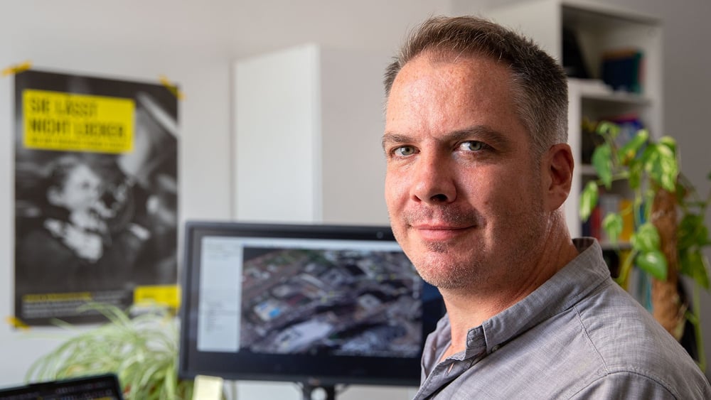 Sam Dubberley: «Wir werfen ein Licht auf Menschenrechtsverletzungen, und die Verantwortlichen wissen, dass ihnen jemand auf die Finger schaut.» © AI