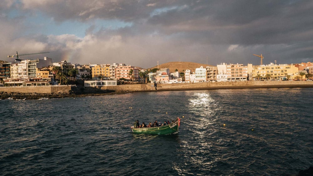 Noch immer treffen monatlich Tausende Geflüchtete und Migrant*innen auf Gran Canaria ein. © Jojo Schulmeister
