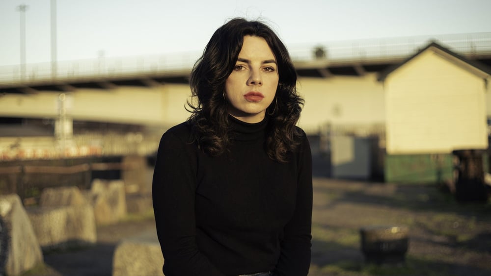 Shon Faye: «Eine Gemeinschaft mit anderen trans Menschen zu finden, ist unglaublich wichtig. Wir haben bestimmte Erfahrungen, die nur andere trans Menschen verstehen können.»© Paul Samuel White