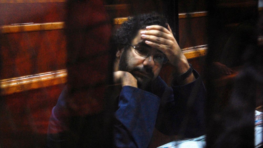2021 wurde Alaa Abdel Fattah zu 5 Jahren Haft verurteilt, diesmal wegen «Verbreitung falscher Nachrichten». © ZUMAap3/imago