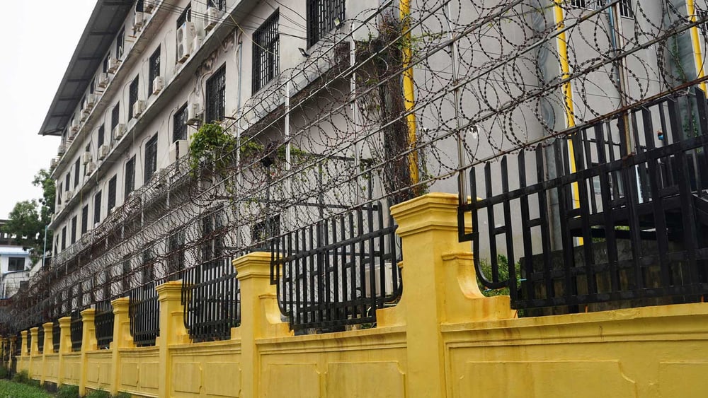 In diesem Haus fand die kambodschanische Polizei Opfer von Menschenhandel und Folter. © REUTERS/Cindy Liu