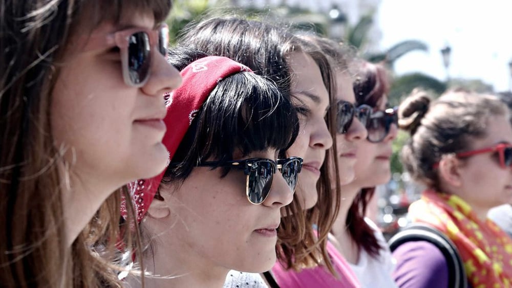 Massnahmen zum Schutz der Rechte von Frauen und Mädchen, die unverhältnismässig stark unter den Folgen der Pandemie leiden, sind dringend nötig. © Alexandros Michailidis / shutterstock.com