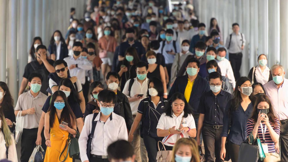 Nous pouvons apprendre d’autres catastrophes sanitaires pour faire face à la pandémie de coronavirus. Comme mieux se protéger et respecter les règles d’hygiène, par exemple. ©Shutterstock/ Cat Box