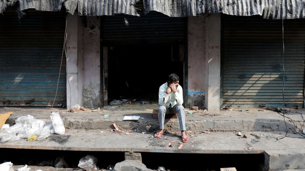 Des propriétés de musulman∙e∙s ont été incendiées lors de violents affrontements, après l’adoption de la nouvelle loi sur la citoyenneté, à New Delhi.© REUTERS/Danish Siddiqui