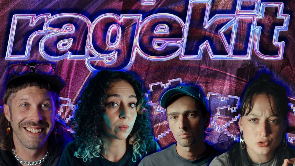 Val (troisième depuis la gauche) est l'un des quatre «talking heads» de la chaîne ragekit. © ragekit