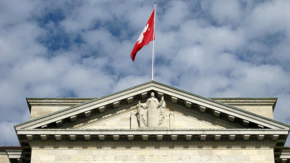 Il existe enfin depuis l’an dernier une «stratégie droits de l’homme» en matière de politique extérieure de la Suisse, mais elle demeure cantonnée au Département fédéral des Affaires étrangères.© Norbert Aepli