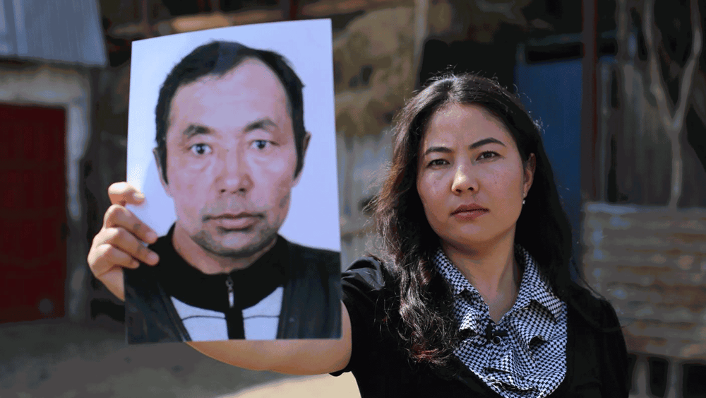 Le père de Bota Kussaiyn d’origine kazakhe était retourné en Chine fin 2017 pour suivre un traitement médical, la jeune femme a ensuite appris que son père avait été envoyé dans un «camp de rééducation». © AI