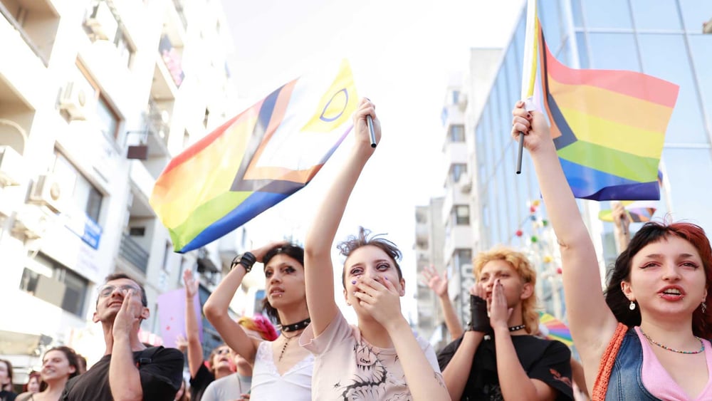 Image d'archive: 10e Marche des fiertés LGBTI+ d'Izmir (2022) © Gocher Imagery / Universal Images G
