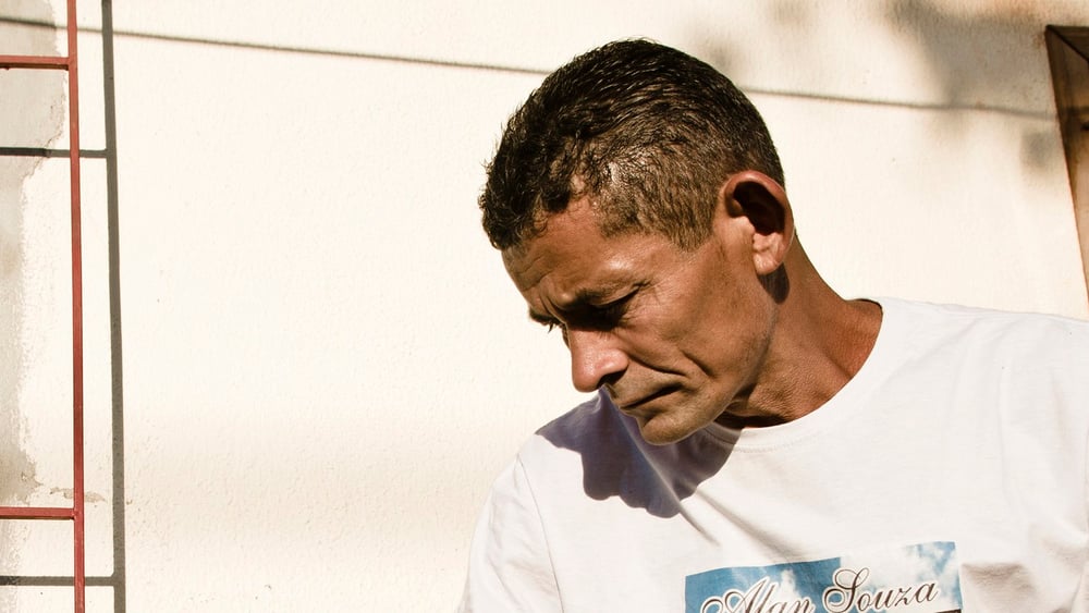 Le père de Souza Lima, autre victime de la police militaire, tué au mois de février 2015.  | © AF Rodrigues/Anistia Internacional