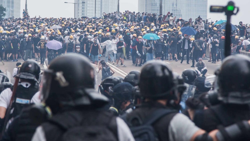 Près de 7 mois après le début du mouvement, la motivation des militantes et militants pro-démocratie ne faiblit pas, malgré les violences policières. ©Jimmy Lam @everydayaphoto