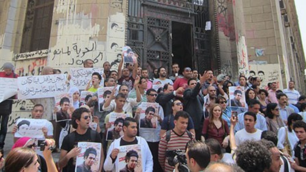 La loi sur les manifestations, adoptée en novembre 2013 érige en infraction le simple fait de descendre dans la rue sans autorisation préalable. © Amnesty International