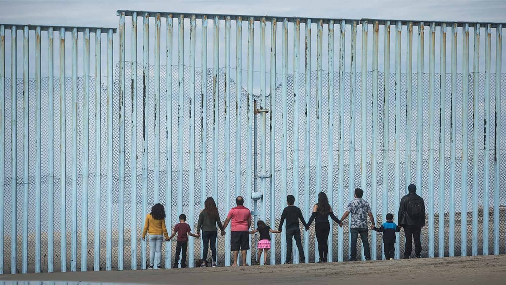 Dans certaines zones du désert de l'Arizona, le nombre de décès de migrants a doublé depuis l'élection de Trump. La plupart des demandeurs d’asile sont originaires du Salvador, du Honduras et du Guatemala, des pays gangrenés par la violence. © Hans Maximo Musielik/Amnesty International