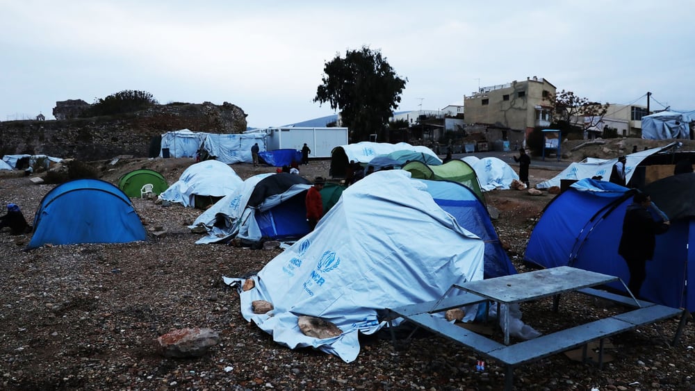 Des tentes où vivent les réfugiés sur l'îles de Chios en novembre 2016.© Giorgos Moutafis/Amnesty International
