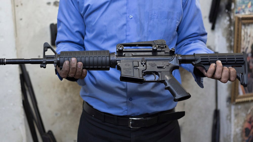 Une dizaine d'hommes et un garçon de 16 ans, principalement originaires des villages de Nanaa et d'Al Raseef, ont été torturés et maltraités après s'être rendus à un petit groupe d'hommes en uniforme de la police fédérale. © Matt Cetti-Roberts