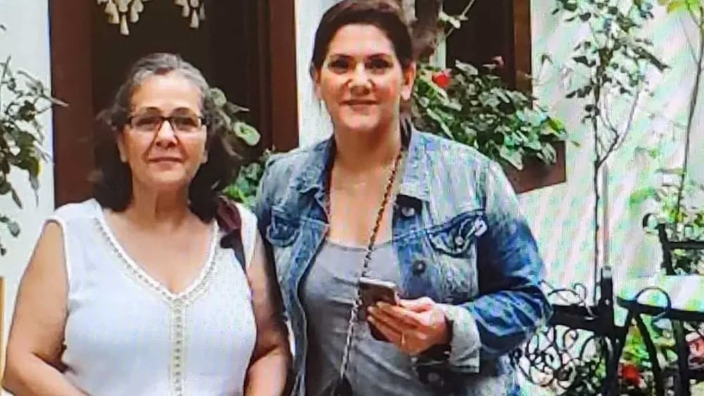 Nahid Taghavi avec sa fille Mariam Claren. © privates Archivbild