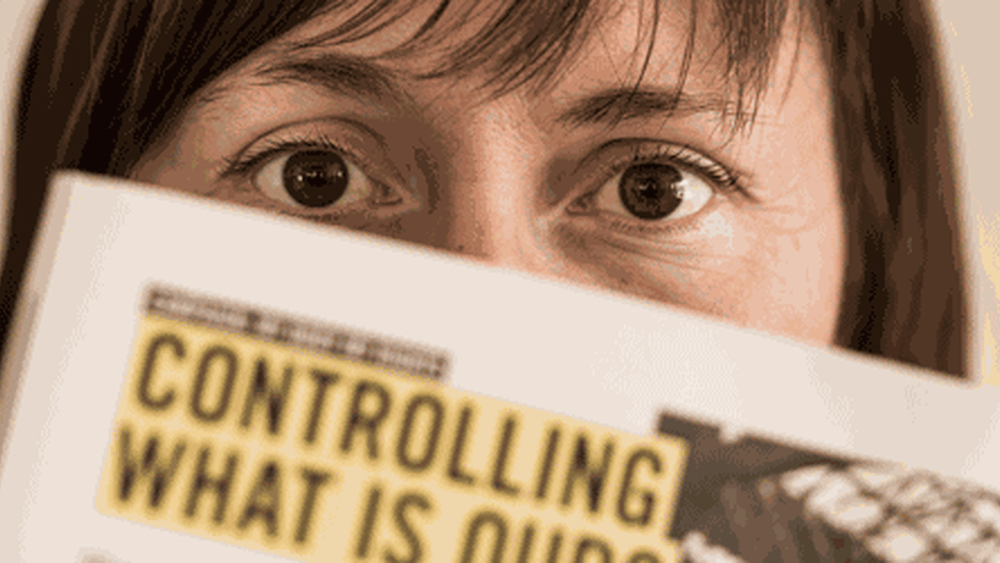 La jeune femme a finalement dû se rendre en Espagne pour interrompre sa grossesse, alors que son embryon était déjà mort. | © Amnesty International