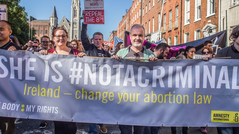 Le Comité a estimé que les lois irlandaises sur l'avortement avaient soumis une femme privée d'interruption de grossesse à un traitement cruel, inhumain et dégradant et à une discrimination. © Amnesty International Ireland