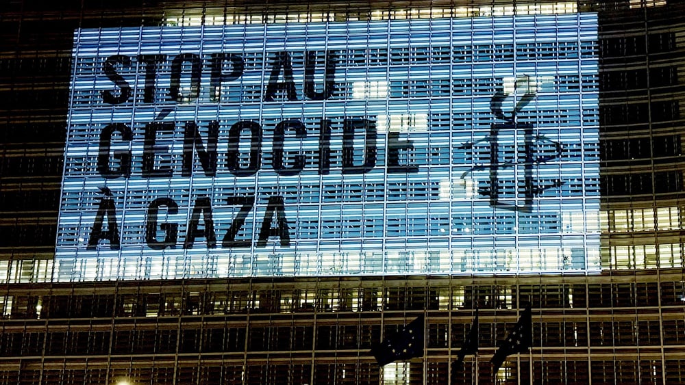 Amnesty appelle la communauté internationale –ici la Commission européenne– à saisir l'opportunité du cessez-le-feu pour exiger d'Israël que les biens vitaux puissent parvenir à la population palestinienne.  © Amnesty International