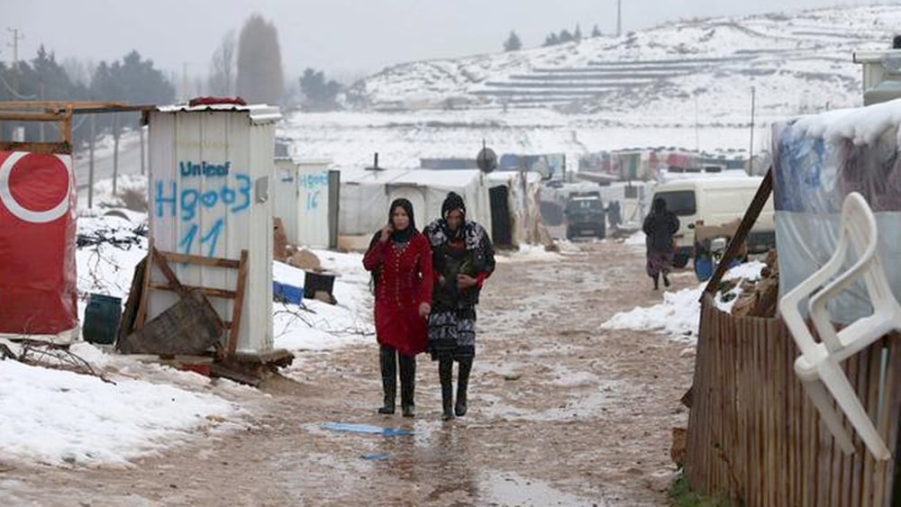 Deux femmes réfugiées syriennes dans un camp libanais dans la vallée de Bekaa. © REUTERS/Jamal Saidi Images