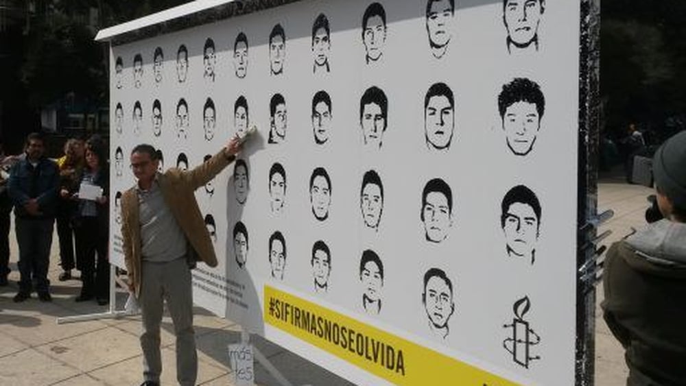 L’ensemble des crimes commis n’a pas été totalement examiné dans la disparition forcée des 43 étudiants et l’homicide de six personnes. © Amnistia Internacional México