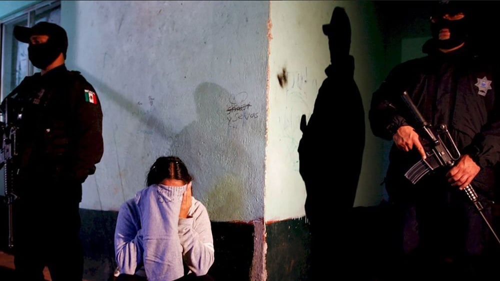 Dans le cadre d'une enquête menée avec 100 femmes détenues dans des prisons fédérales, toutes ont déclaré avoir subi une forme de violence sexuelle ou psychologique 72 ont déclaré avoir subi une agression sexuelle durant leur arrestation ou et 33 ont déclaré avoir été violées. © REUTERS