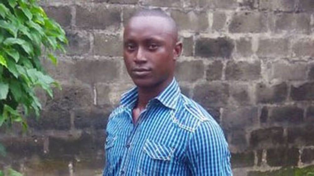 Le jeune Nigérian, condamné à mort pour le vol de téléphones portables a été gracié au terme d'une intensive campagne menée par les militants d'Amnesty International. © HURSDEF