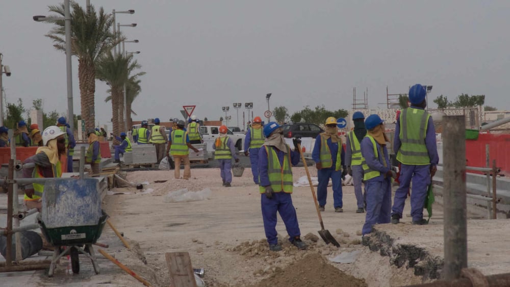 Les travailleurs migrants au Qatar sont exploités et ont des difficultés à se faire rémunérer, dénonce Amnesty dans un nouveau rapport.©AI