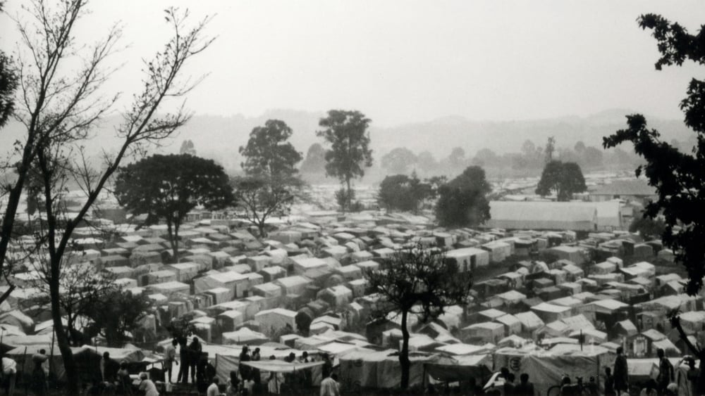 Camps de réfugiés rwandais au Zaïre. Ils sont plus de deux millions a avoir fui le Rwanda en raison du génocide. © Amnesty International