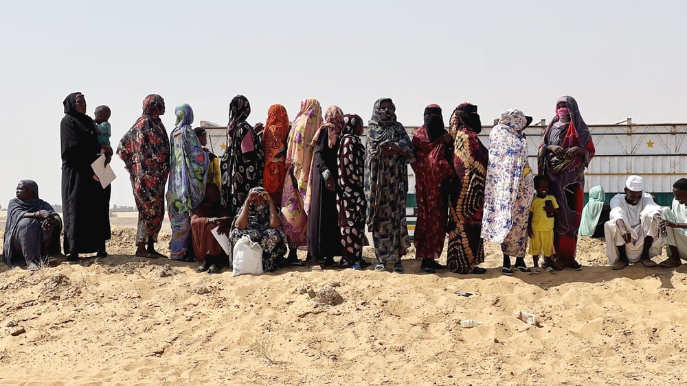 Les réfugié·e·x·s chassé·e·x·s d'El Fasher et d'autres zones de conflit sont hébergé·e·x·s depuis le 9 novembre 2025 dans le nouveau camp d'El-Afadh à Al Dabbah, au nord du pays. © Stringer/Anadolu via Getty Images