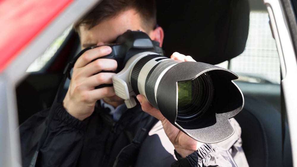 Le droit à la vie privée se retrouverait mis à mal si des détectives étaient autorisés à enquêter sur les personnes assurées soupçonnées d'abus © Shutterstock/Andrey Popov