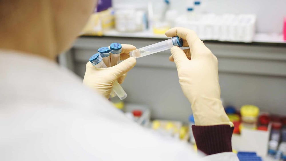 Amnesty International s'oppose fermement dépistage obligatoire pour les demandeurs et demandeuses d'asile débouté·e·s.  © Stock